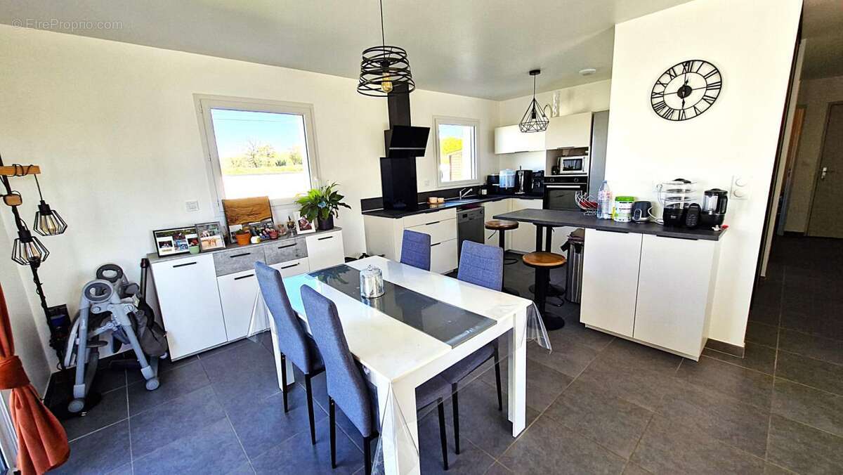 Maison à LA HARMOYE