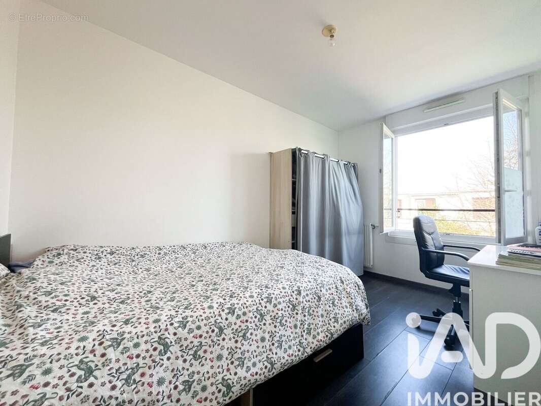 Photo 3 - Appartement à LES ULIS