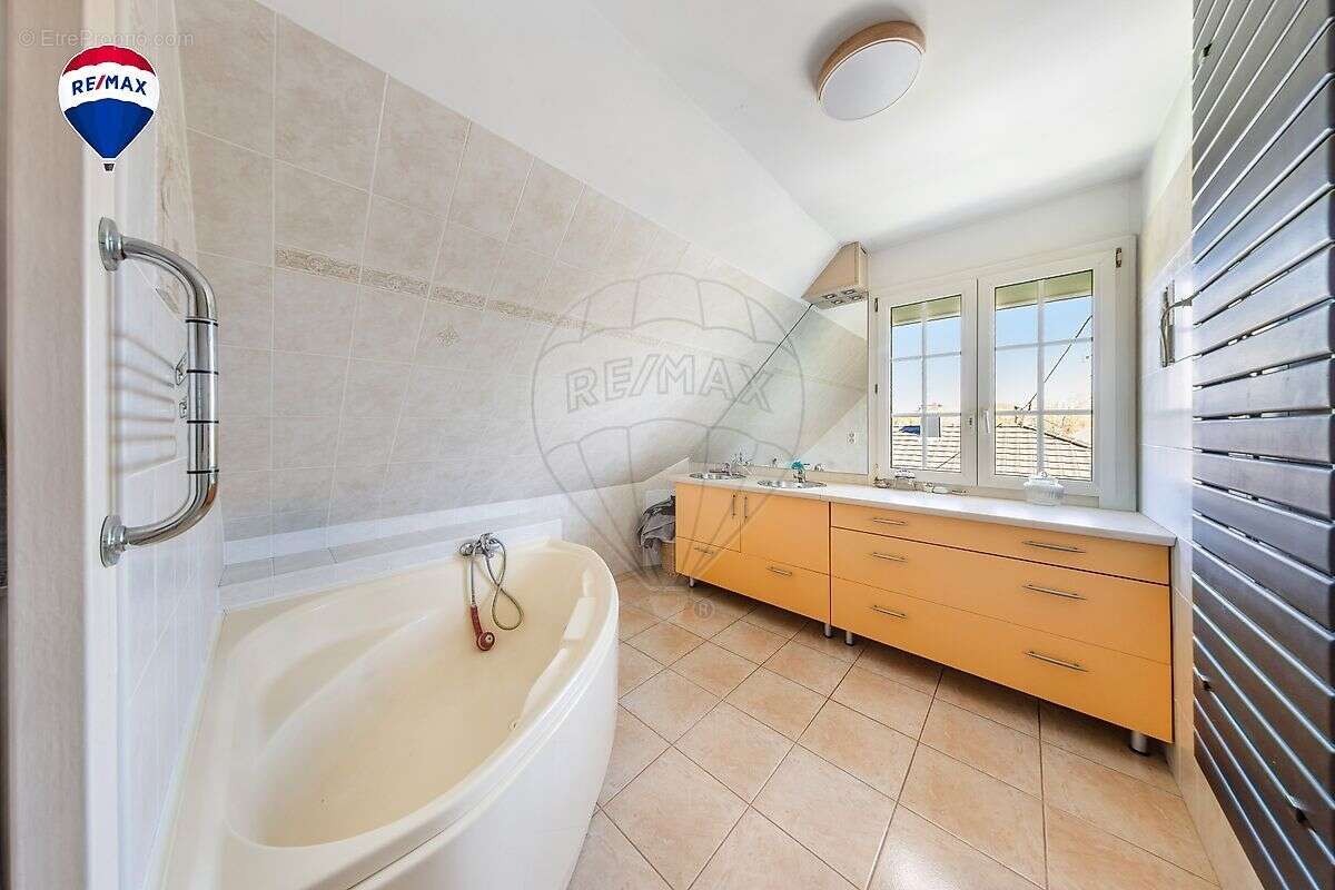 Maison à REININGUE