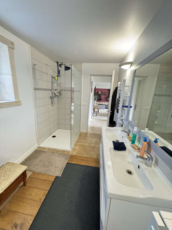 Maison à PERS-EN-GATINAIS