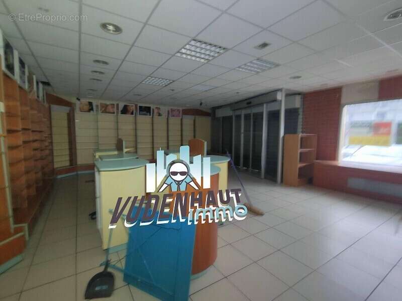 Commerce à COLOMIERS