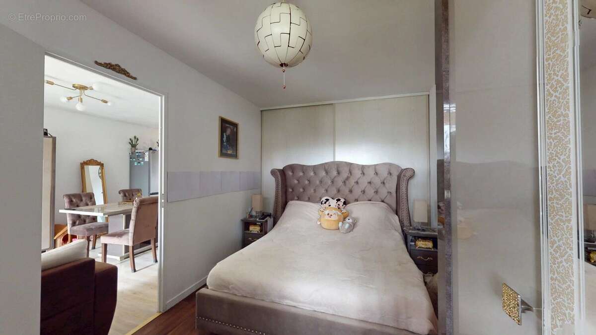 Appartement à PONTAULT-COMBAULT