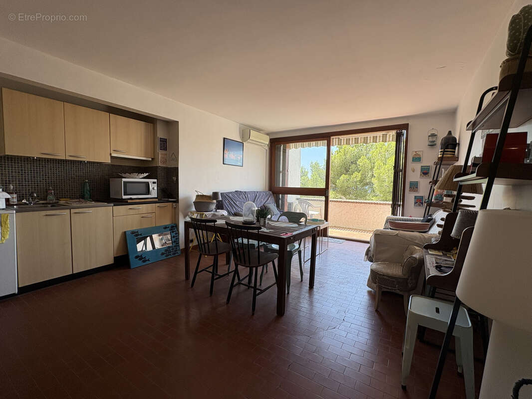 Appartement à SAUSSET-LES-PINS