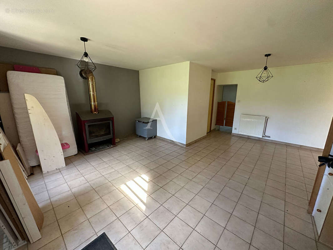Boivre la valle - maison 6 pieces 106 m2 - 3 chambres - dependances - photo 5