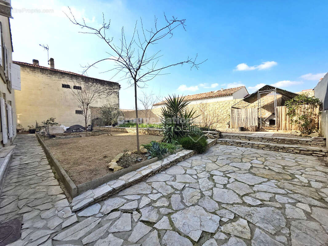 Maison à MIRAMAS