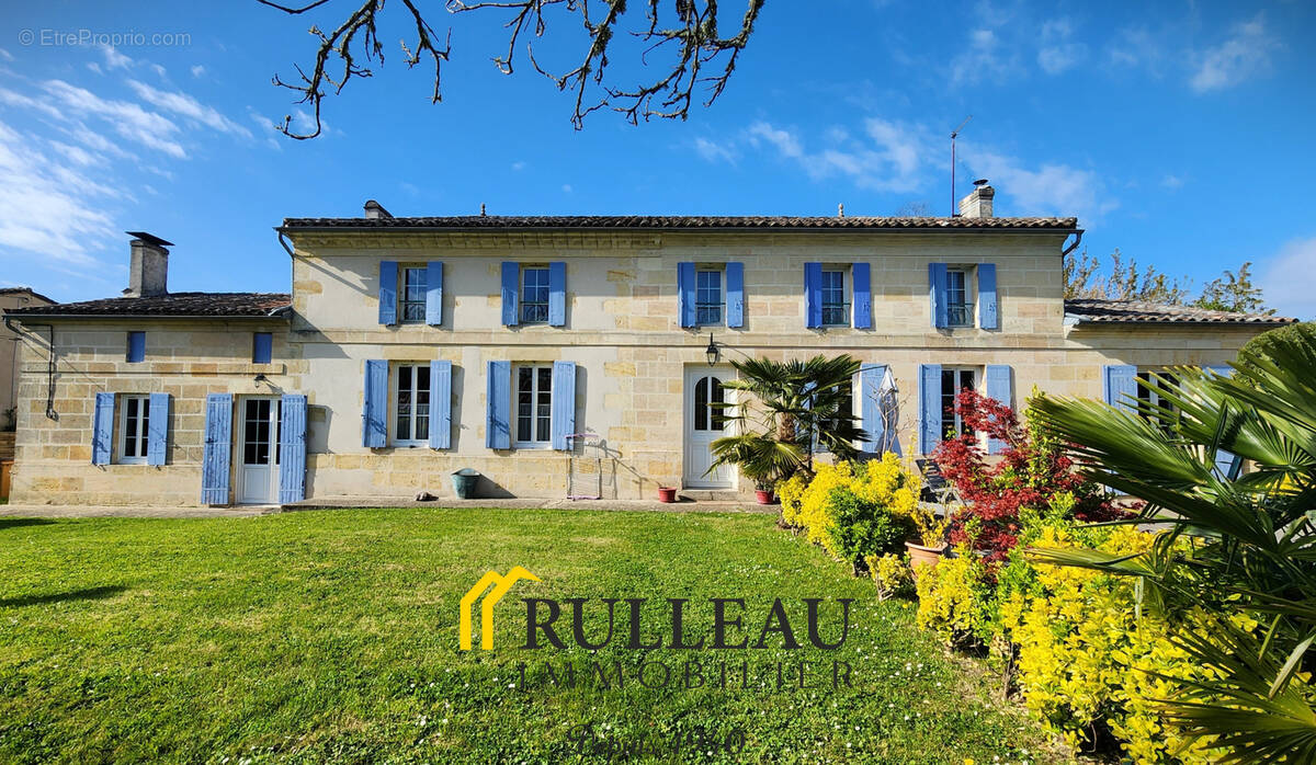 Maison à TEUILLAC