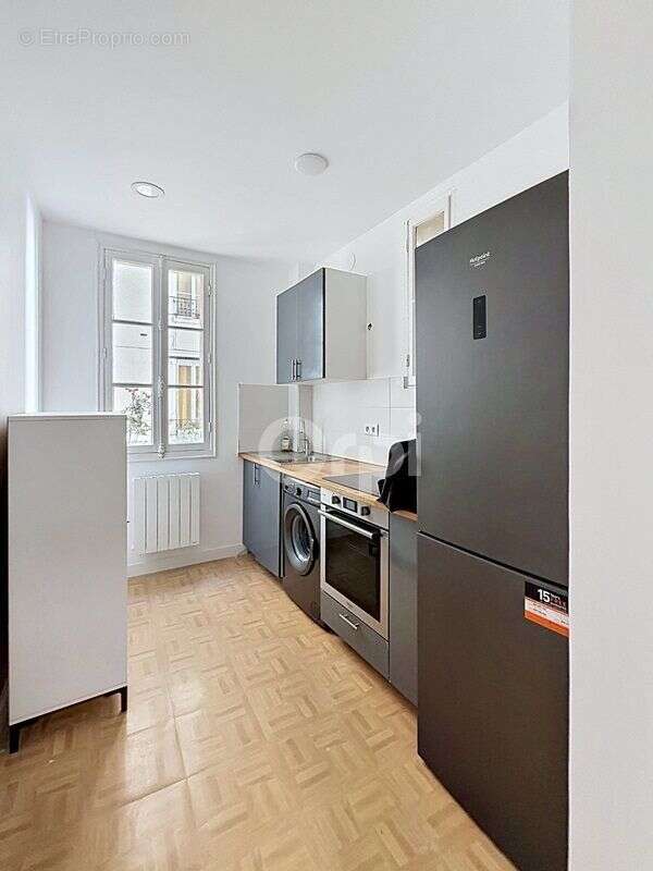 Appartement à PARIS-15E