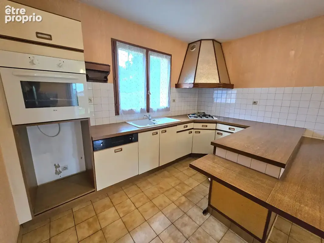 Guemene Penfao - 3 chs poss 4 - Garage - 742 m² T - photo 5