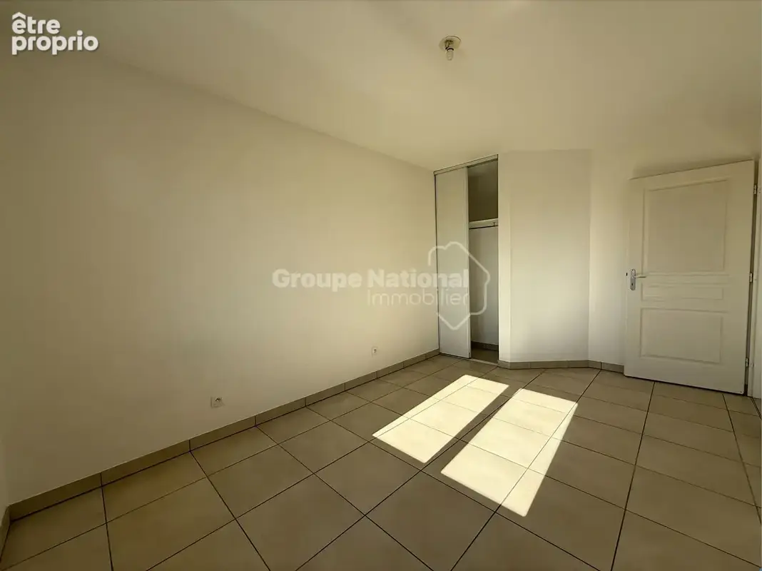 EXCLUSIVITE Appartement  3 pièces / Piscine / 2 stationnements - photo 5