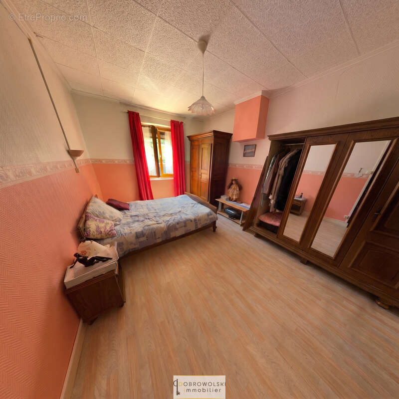 Maison à SAINT-MAURICE-L'EXIL
