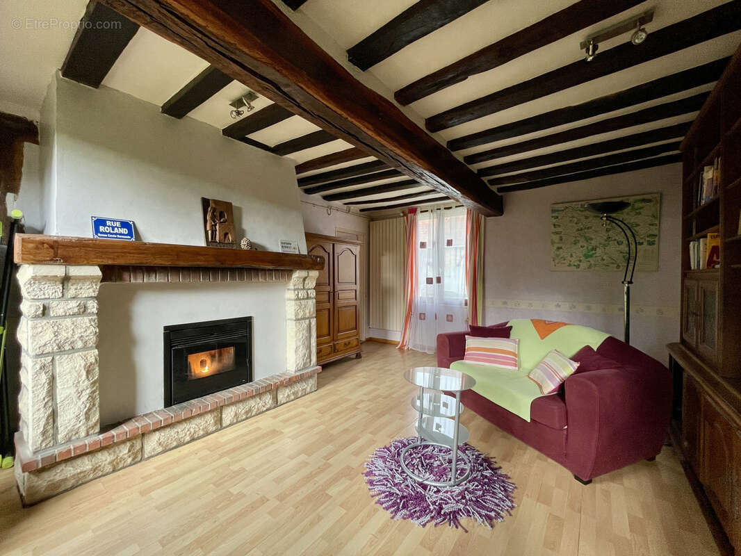 Maison à ARNIERES-SUR-ITON