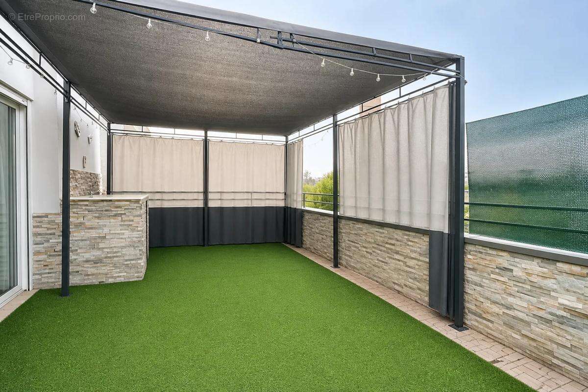 Duplex de charme 5 pièces avec terrasse à Stains - photo 10