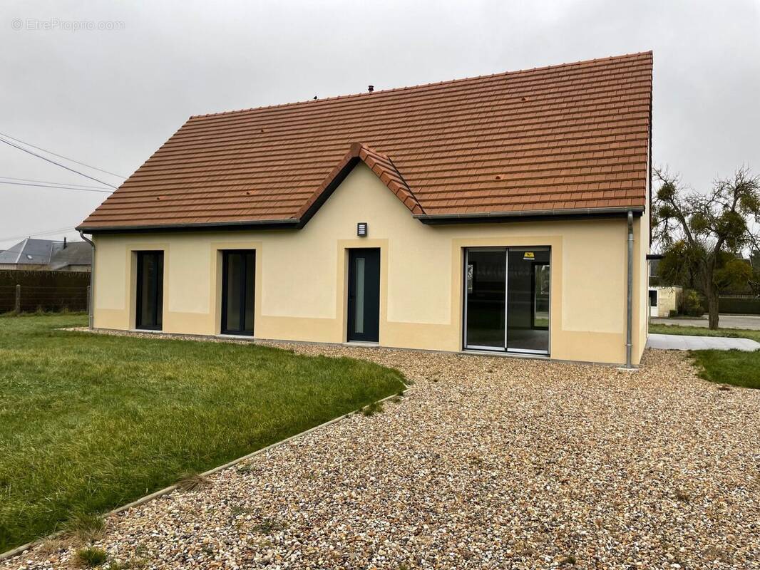 Maison à BERNAY