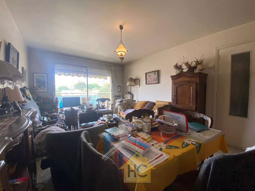 Appartement à LE CANNET