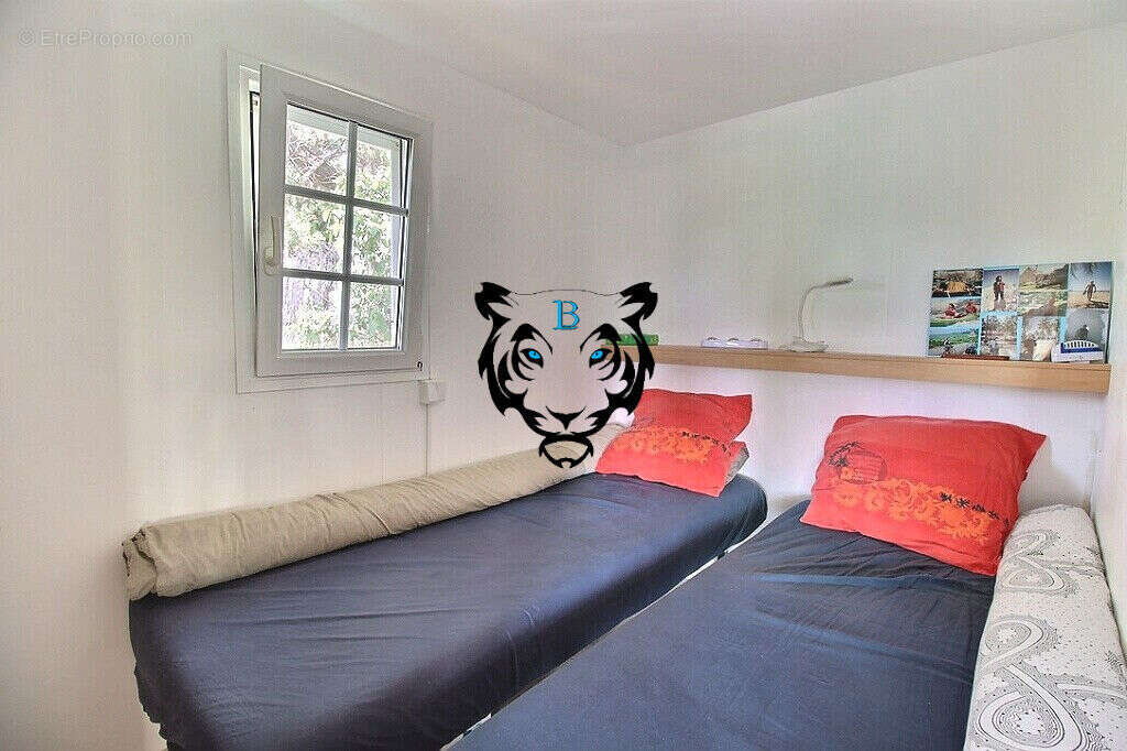 Maison à ROQUEBRUNE-SUR-ARGENS