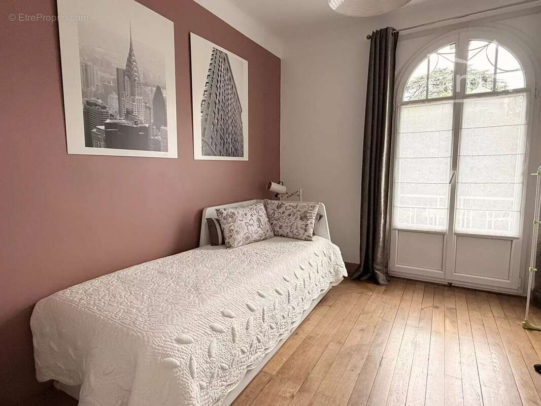 Maison familiale 193 m² avec piscine à débordement – 6 chambres – blois centre-ville - photo 16