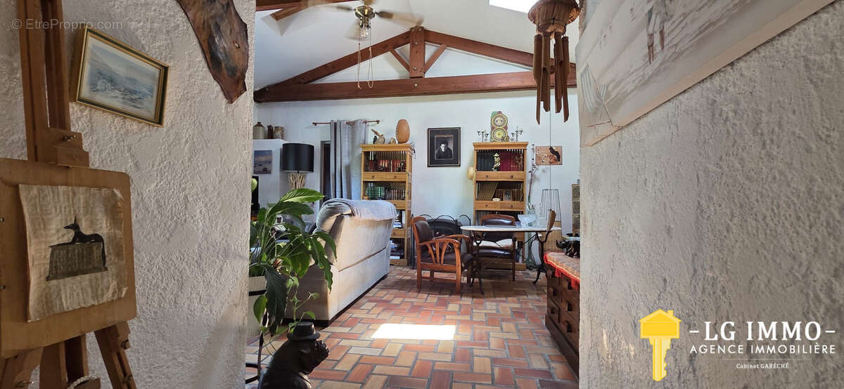 Maison charentaise 3 chambres avec garage et jardin - photo 30
