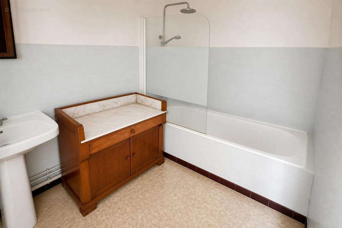 Appartement lumineux 95 m² à Saint-Chamond - photo 5