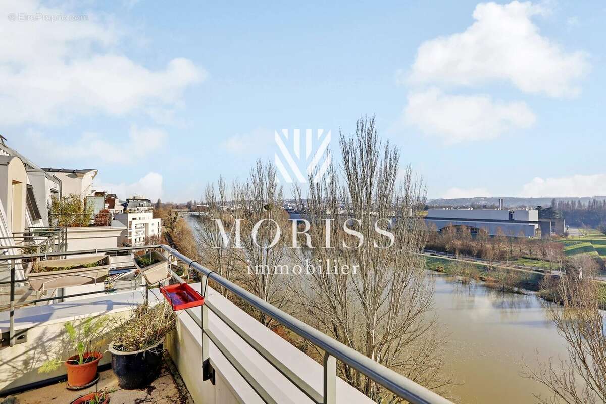 Appartement à NEUILLY-PLAISANCE