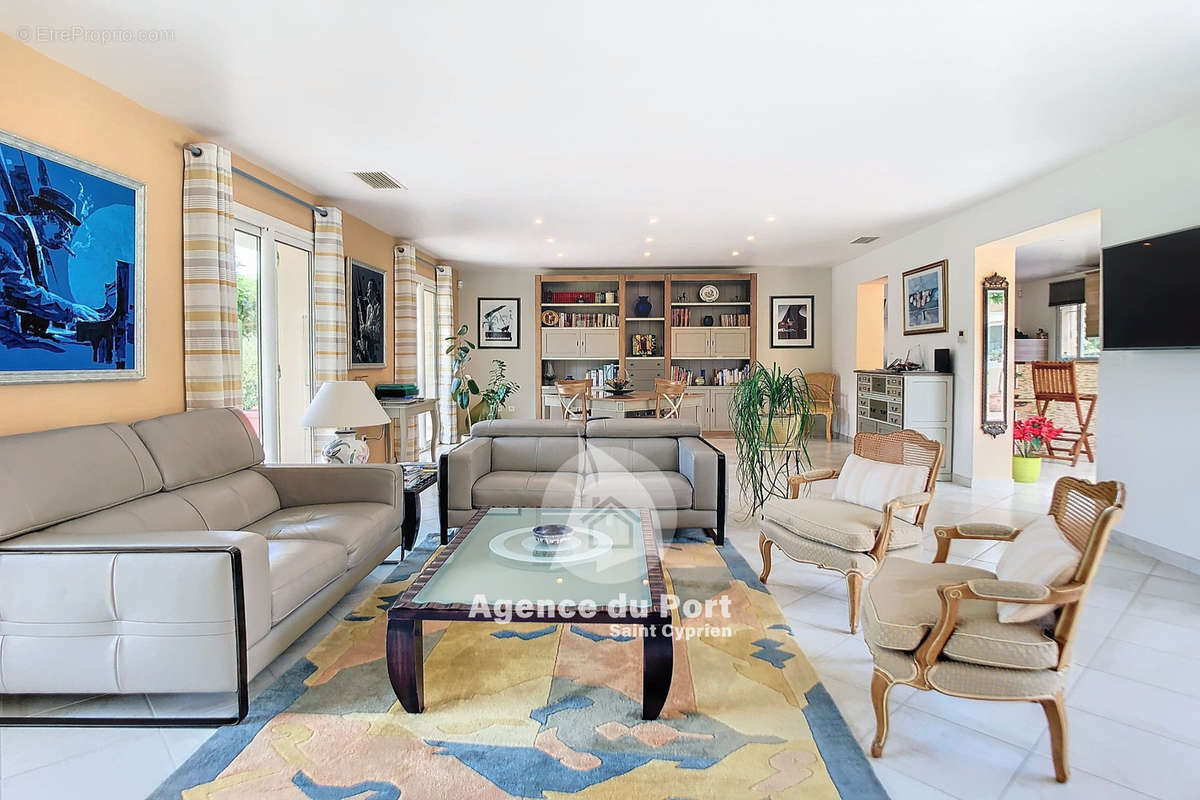 Maison à SAINT-CYPRIEN