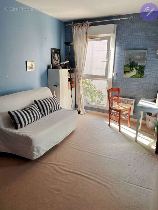 Appartement à LA GARENNE-COLOMBES