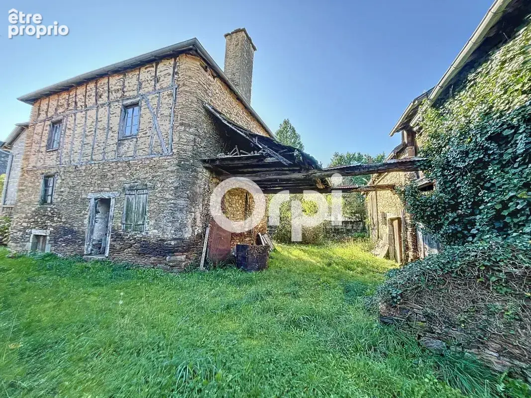 Maison à Vendre entièrement à rénover avec Grange - photo 2