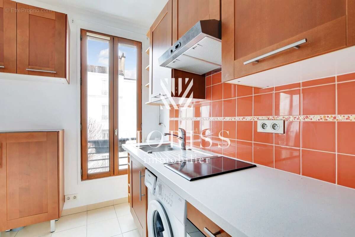 Appartement à PARIS-11E