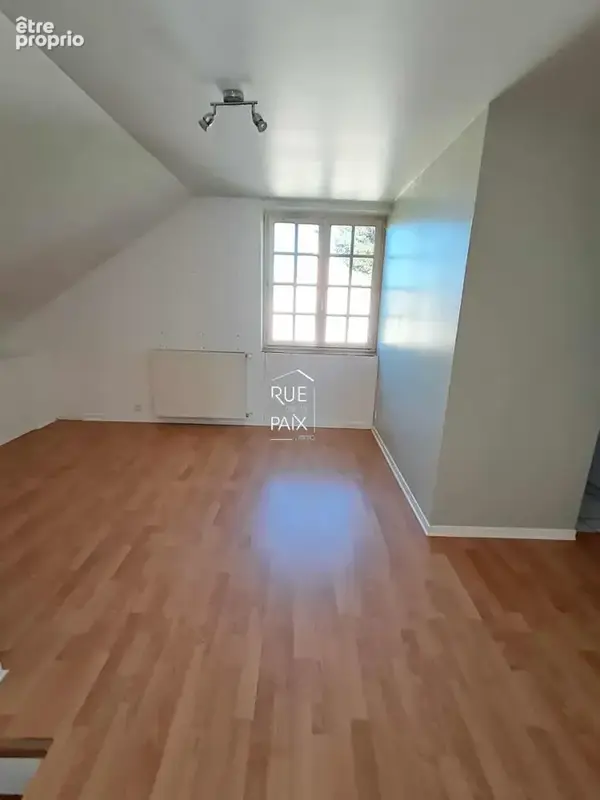 Maison sur sous sol , secteur prisé de Naintré 191.90 m2 - photo 9