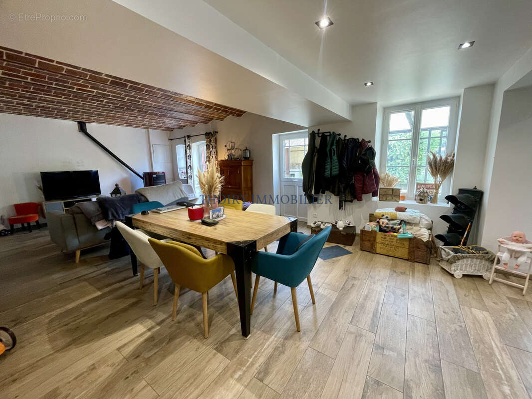 Maison ancienne de charme 6 pièces avec dépendance sur 505 m2. - photo 10