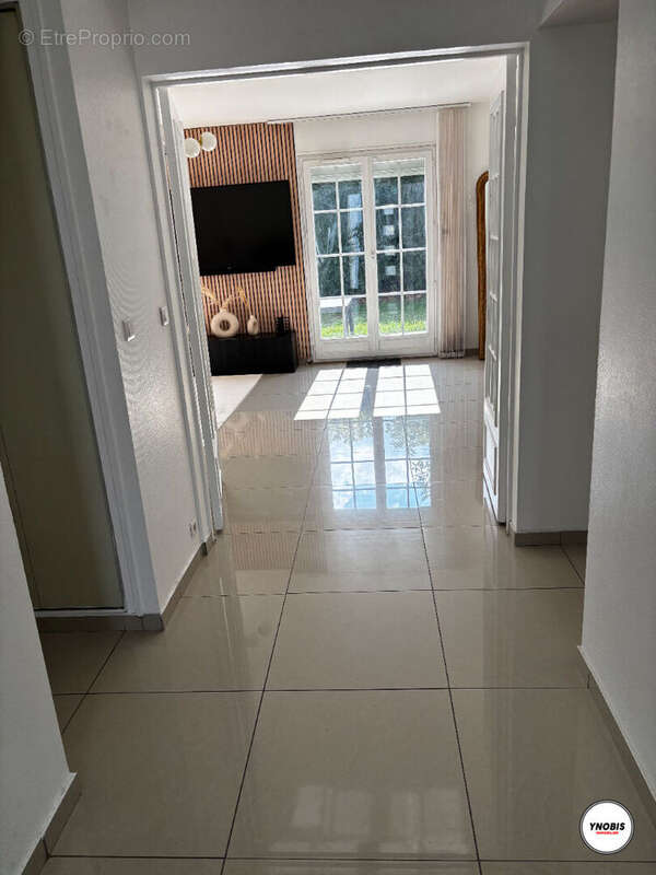 Maison à ROSNY-SUR-SEINE