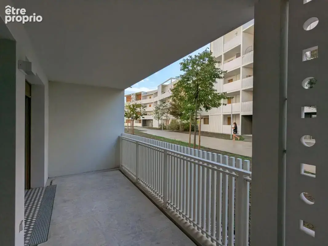 Parc Bourran - Studio récent avec grand balcon de 12 m2 - photo 5