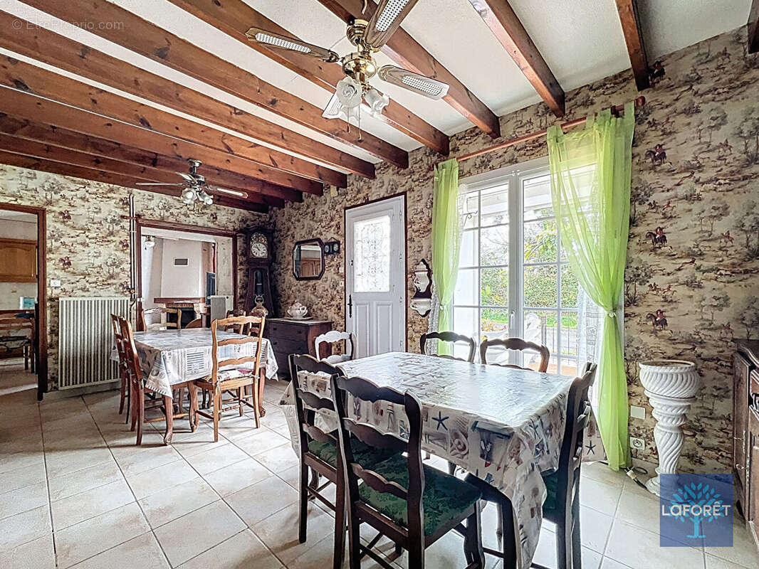 Maison à SAINT-REVEREND