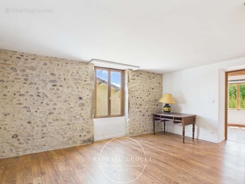 Maison à JARDIN