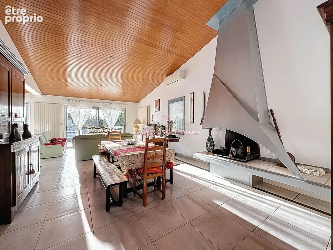 Maison 239 m² à Bergerac  - photo 2