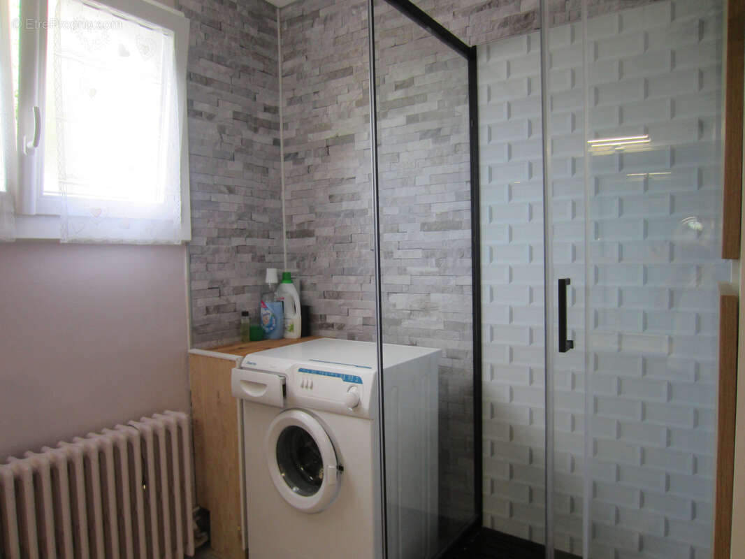 Appartement à COUFLENS