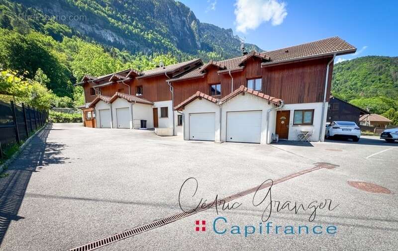 Maison à BONNEVILLE