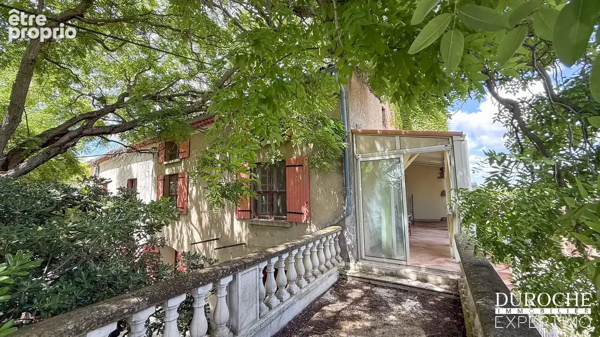 Mas provençal à rénover à Courthézon   524 m2 de surface totale, dépendances & potentiel - photo 11