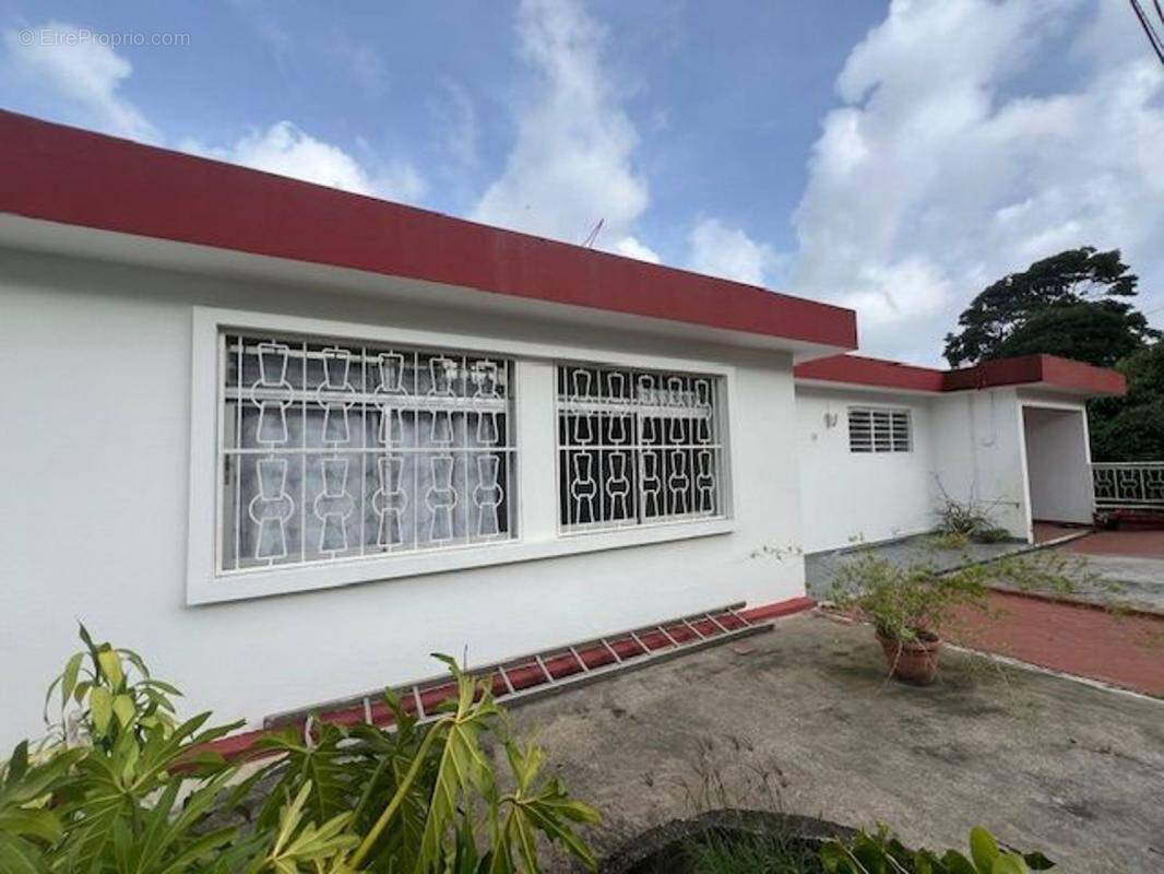 Maison à FORT-DE-FRANCE