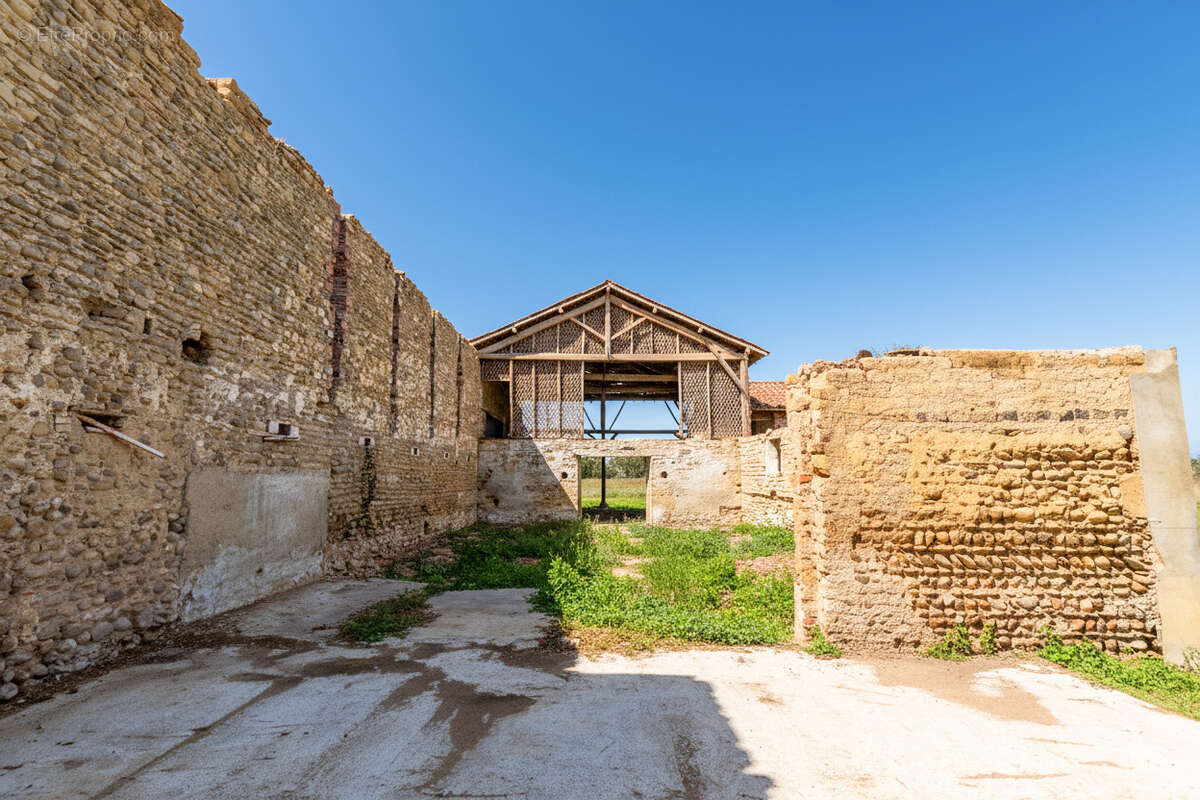 Maison à CASTELNAU-MAGNOAC