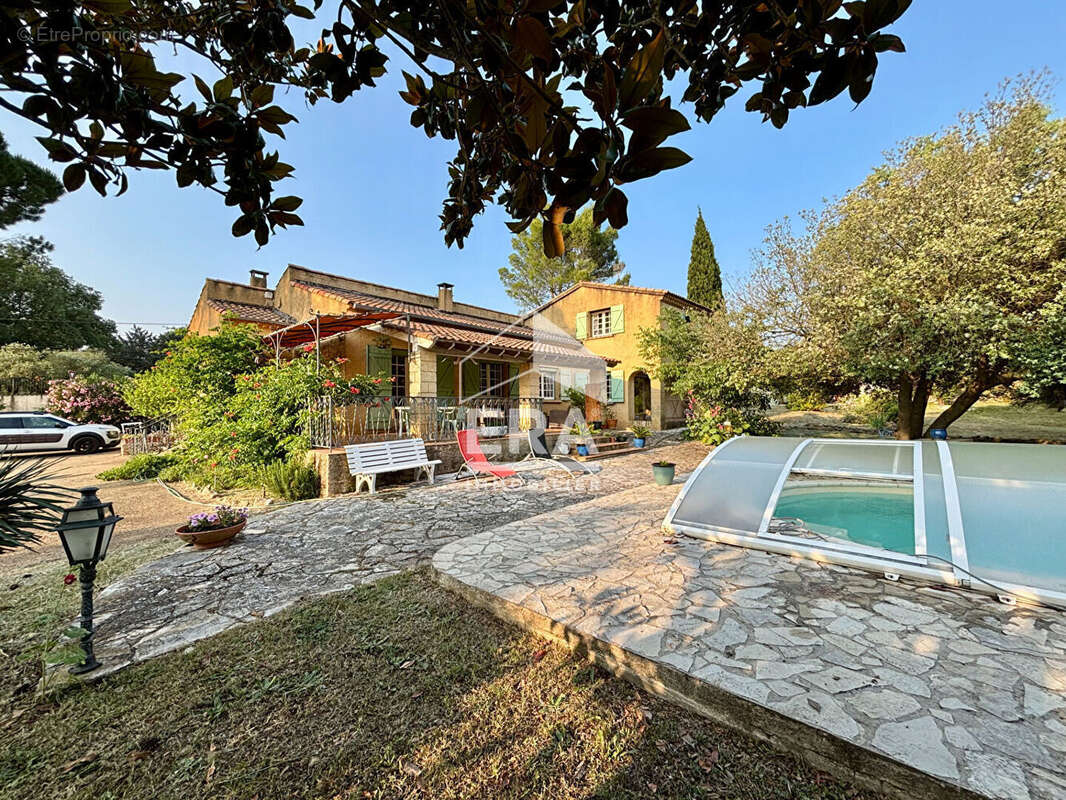 Maison à CASTILLON-DU-GARD