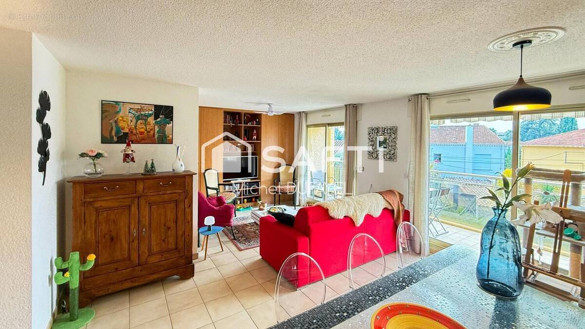 Photo 1 - Appartement à SAINT-RAPHAEL