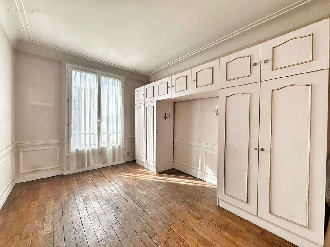 Appartement à CLICHY