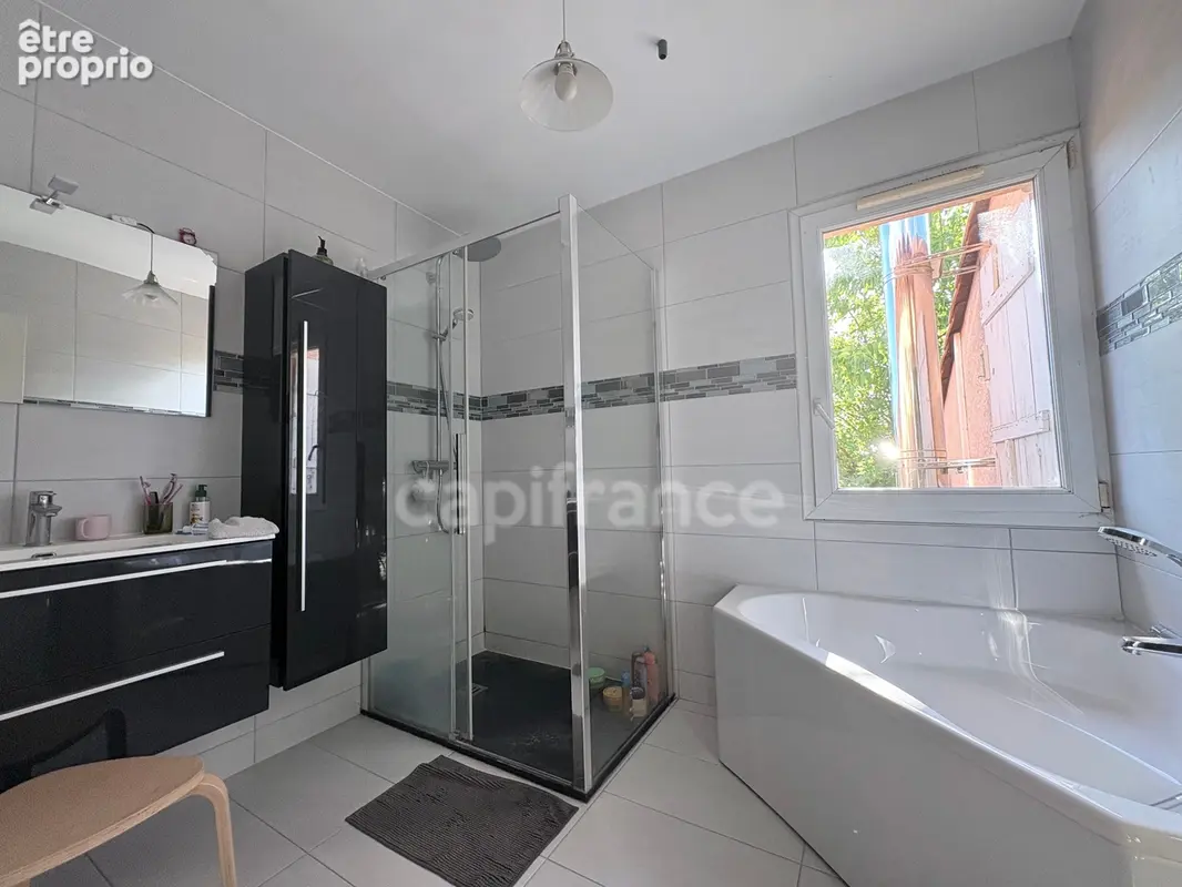 Maison familiale à vendre 4 pièces, adresse privilégiée à SAINT GELY DU FESC (34) - photo 7