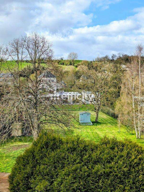 Maison à TESSY-SUR-VIRE