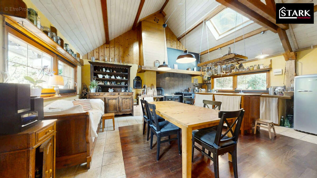 Maison à SAINT-HIPPOLYTE