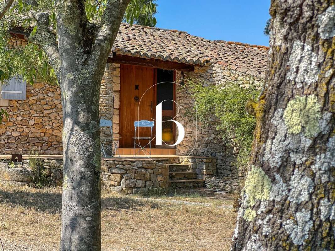 Maison 135 m² à Goudargues  - photo 10