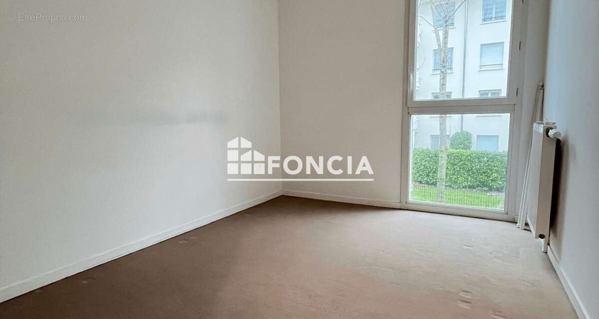 Appartement à SAINT-OUEN-L'AUMONE