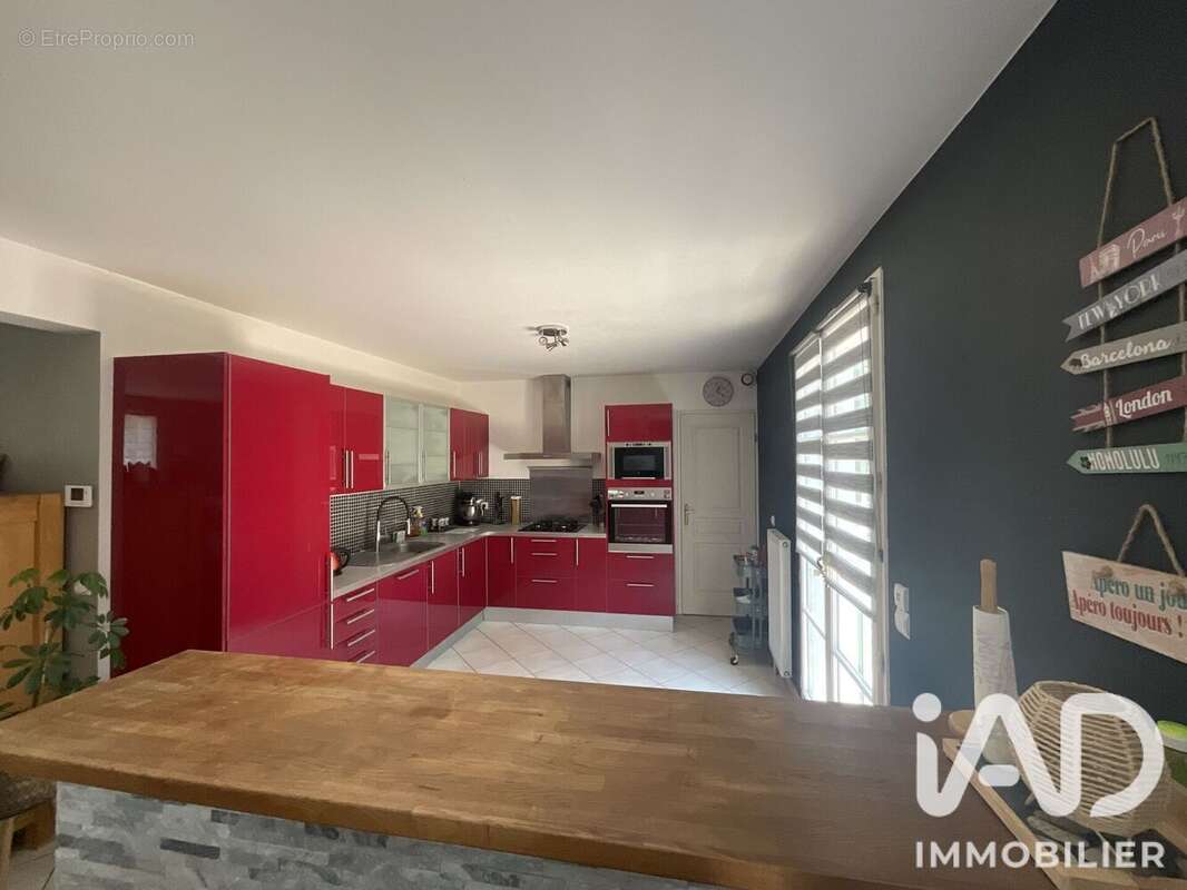 Maison 130 m² à Cesson  - photo 5