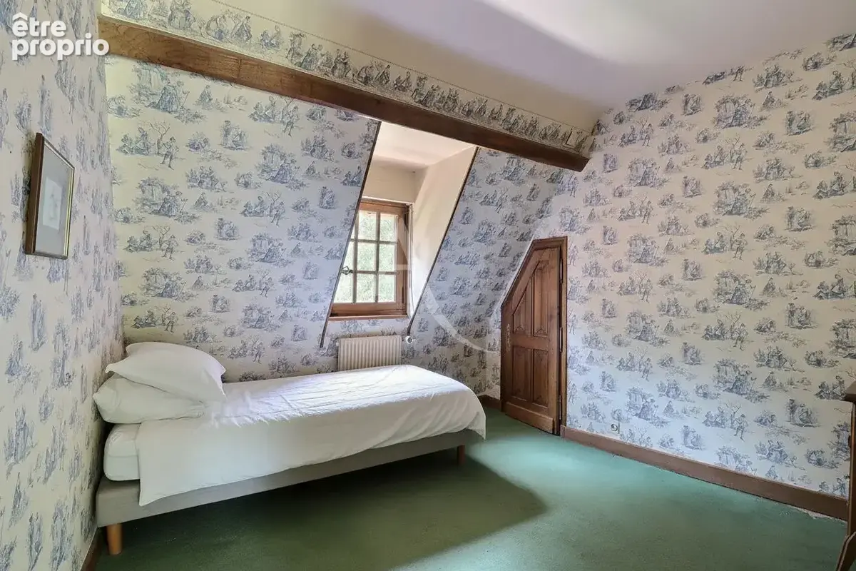 Maison - Le Vaudreuil 165 m2 - photo 10
