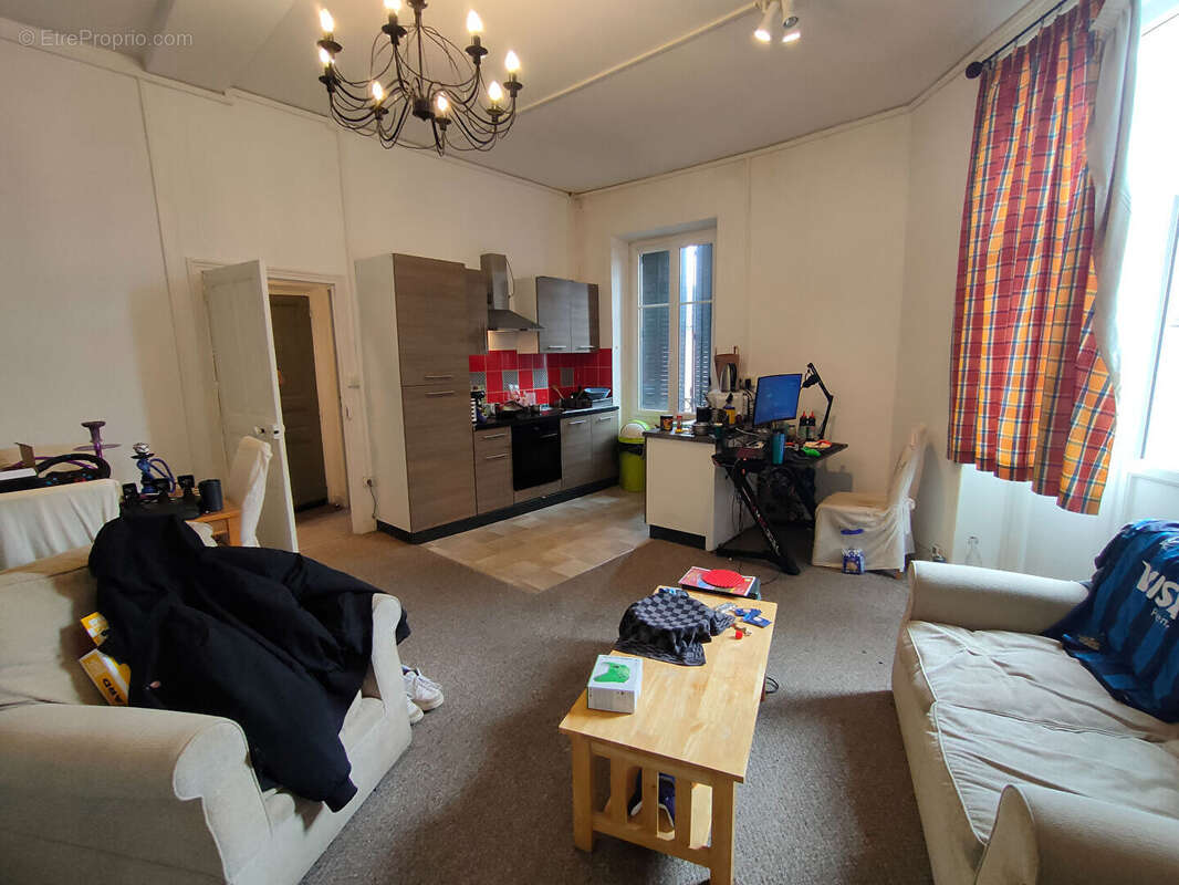 Maison à LA COQUILLE